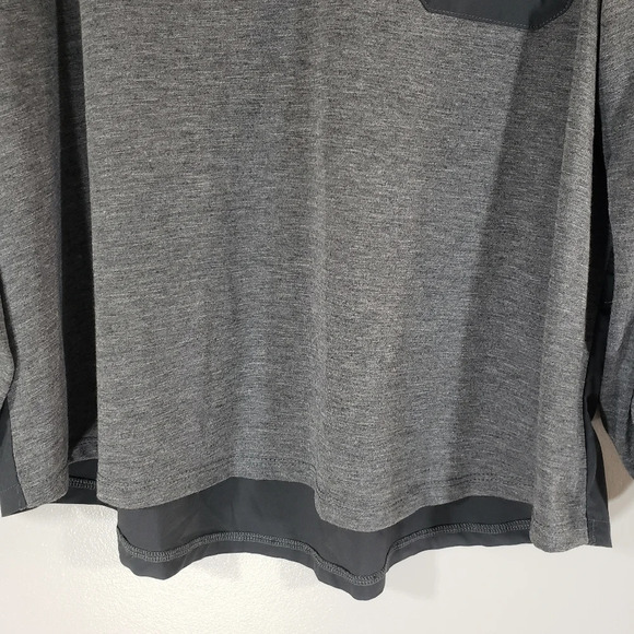 PRANA Ashlyn heather grey mixed media tab sleeve split 'V' neck hi low blouse - Picture 5 of 12